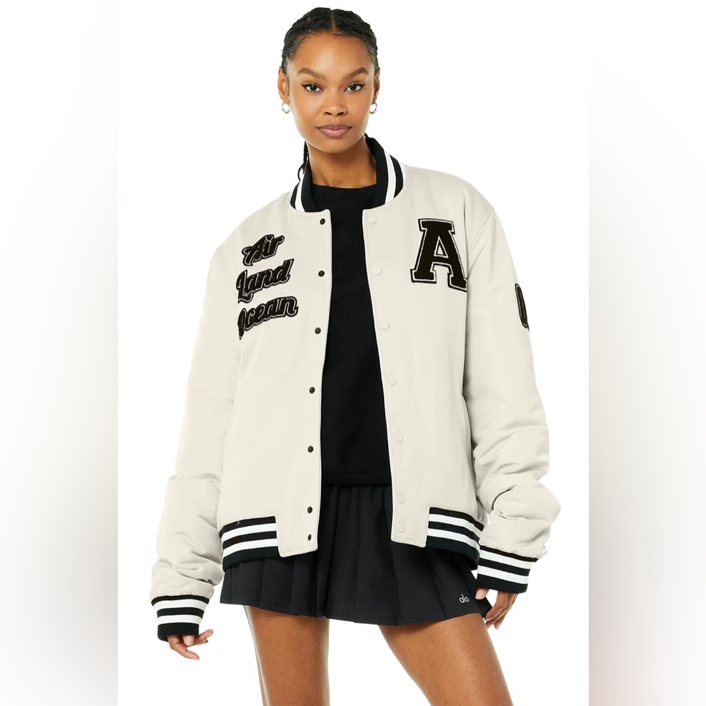 Alo Yoga G.O.A.T Jacket